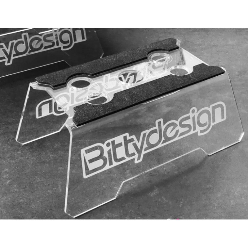 Support de voiture plexiglass TT 1/8 - BITTYDESIGN - BDCSTD-1518